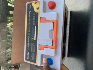 Solar Rechargeable Car Battery 75ahm 100ahms for All Toyota and Lexus