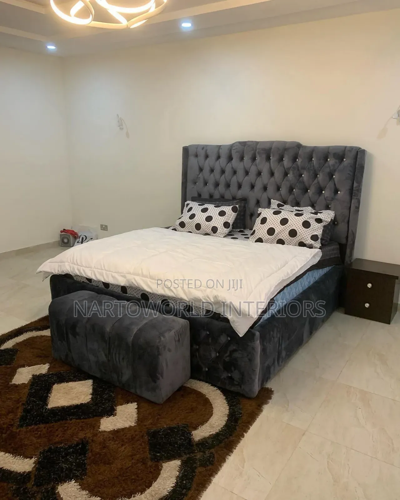 Tufted 6by6 Upholstery Bedframe