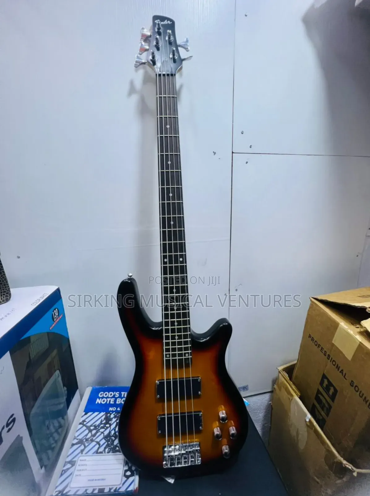 Fender Bass Guitar 5 Strings 24frets