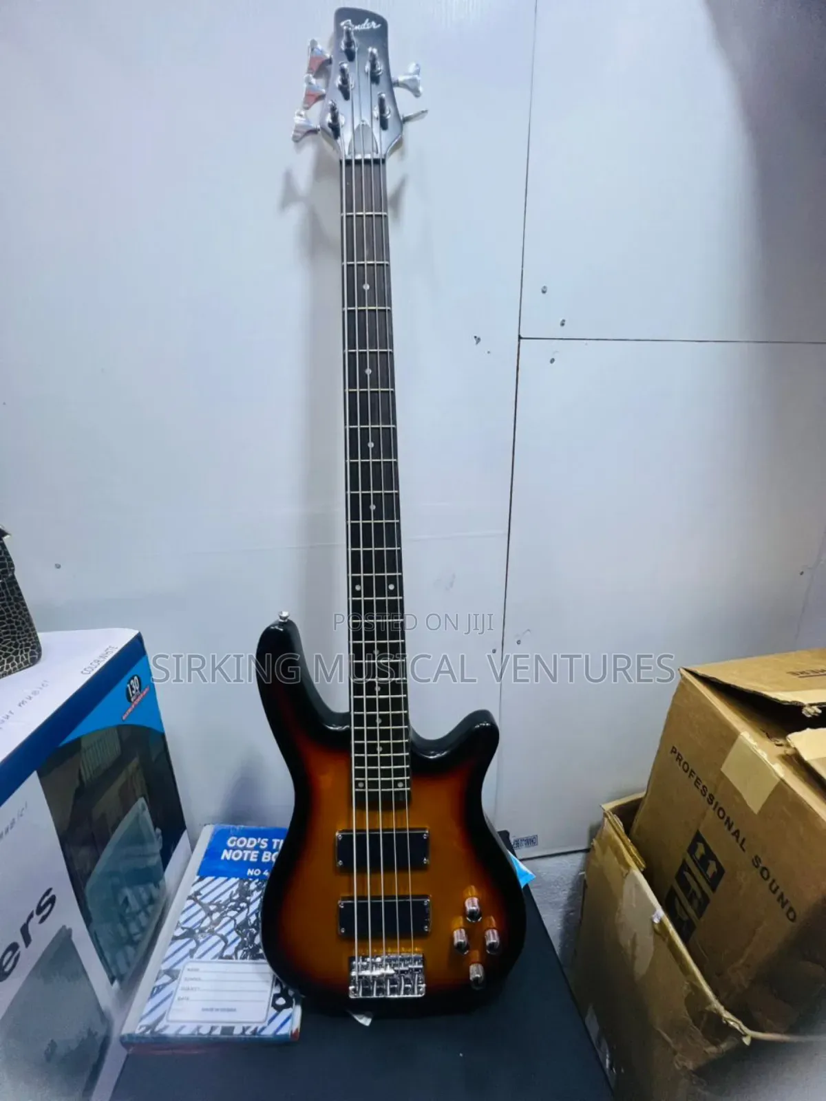 Fender Bass Guitar 5 Strings 24frets