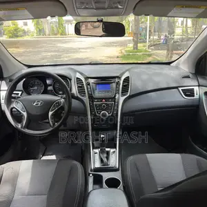 Hyundai Elantra GT 2013 Silver