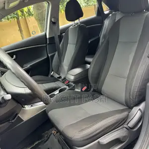 Hyundai Elantra GT 2013 Silver