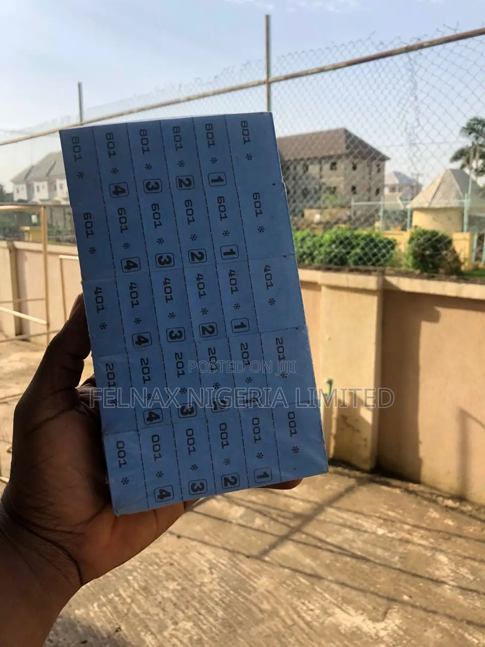 Round and Numbered Tagging Paper. Durable and Water Resistent