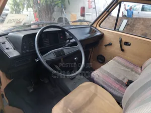Volkswagen Transporter 2000 Brown