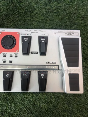 Boss Gt_10b