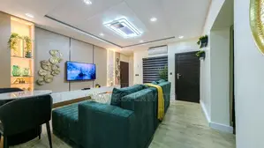 Luxurious 2 Bedroom Apartment