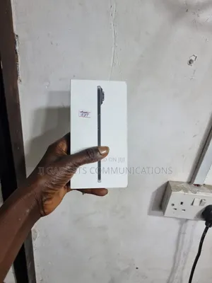New Apple iPhone Air 256 GB Black