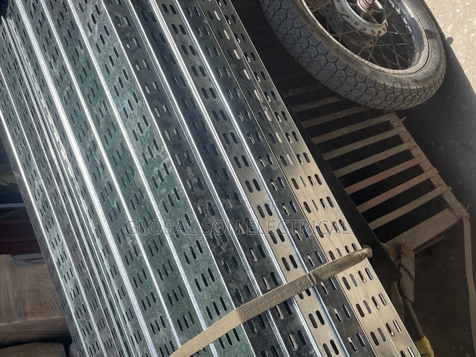 200 X100 Cable Tray Available