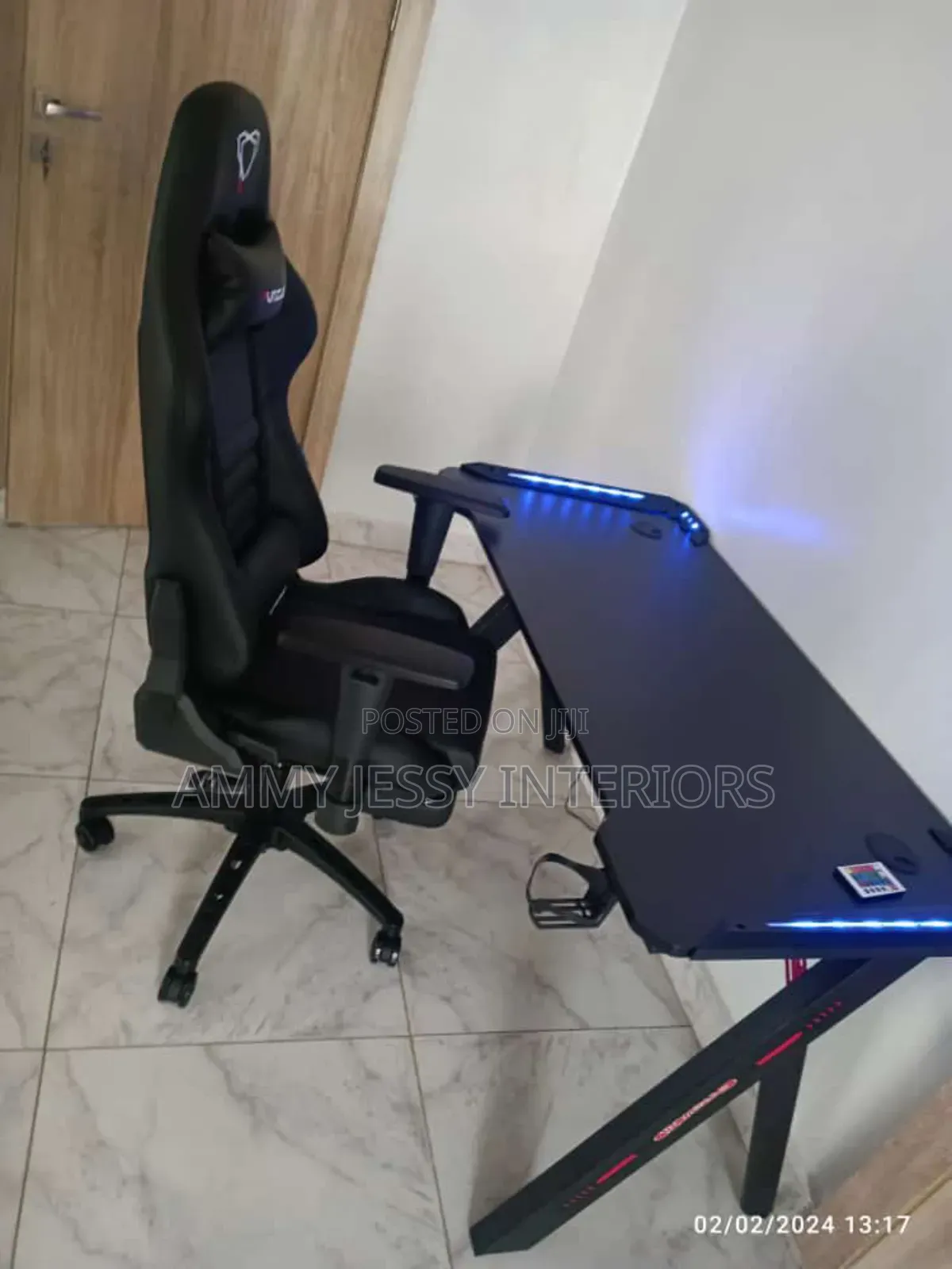 Standard Model Electric Table And Chairs