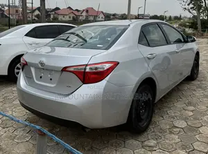 Toyota Corolla LE 4dr Sedan (1.8L 4cyl CVT) 2016 Gray