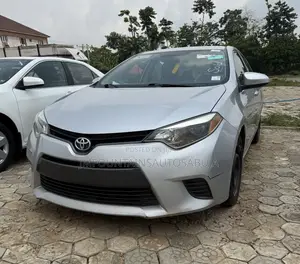 Toyota Corolla LE 4dr Sedan (1.8L 4cyl CVT) 2016 Gray