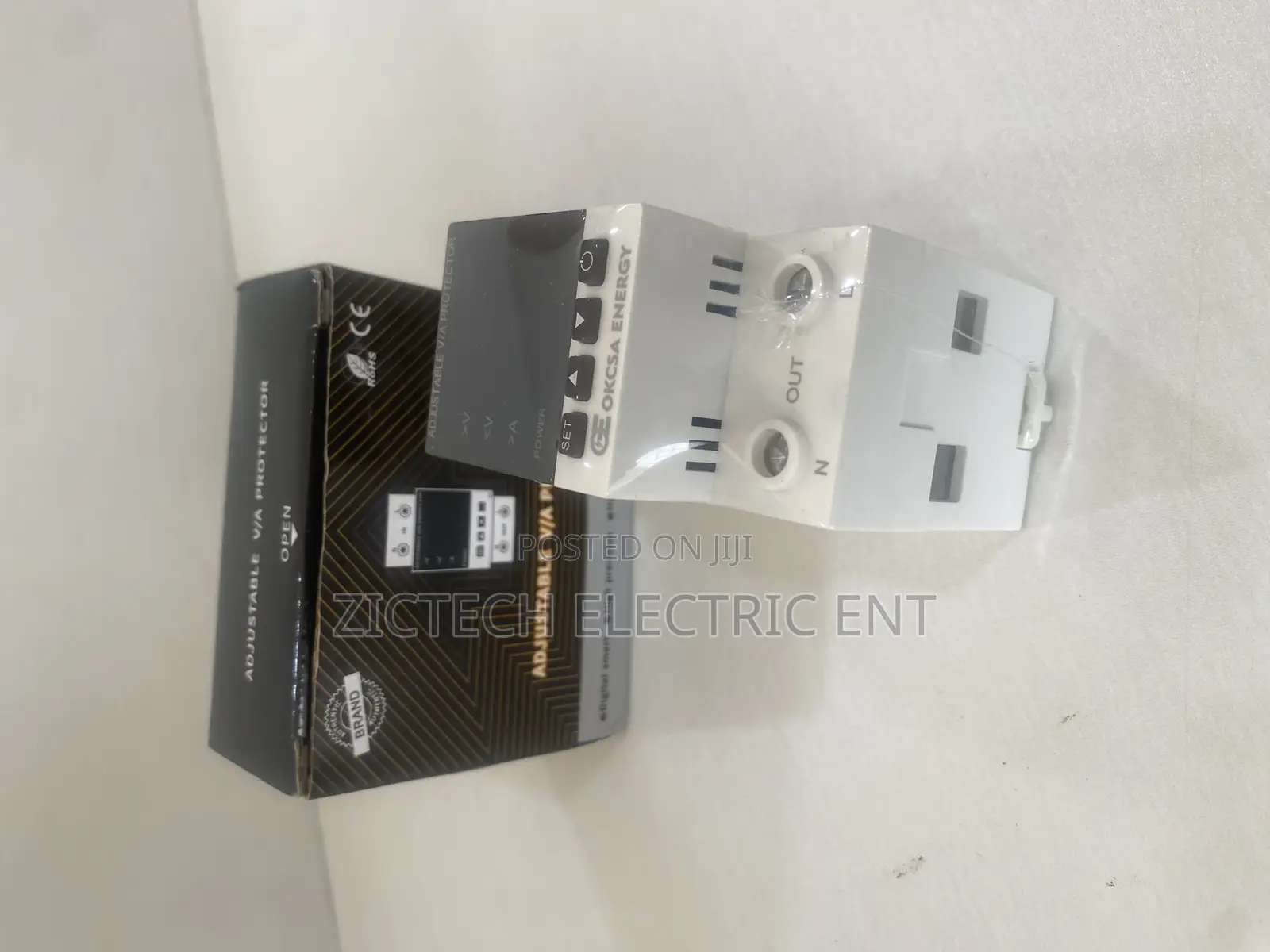 Adjustable v/a Protector