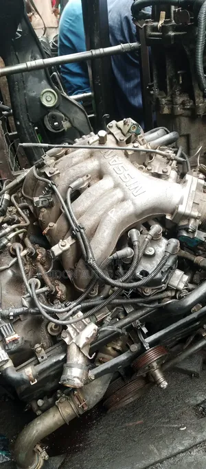 Nissan Xterra, Pathfinder Vg 3.3 Engine