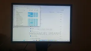 Clean Samsung Monitor 22 Inches