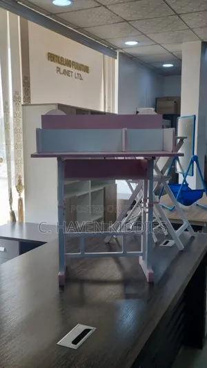 Quality Children Reading Table and Chair