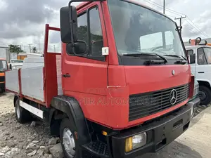 Mercedes Benz Truck 814 Red Color