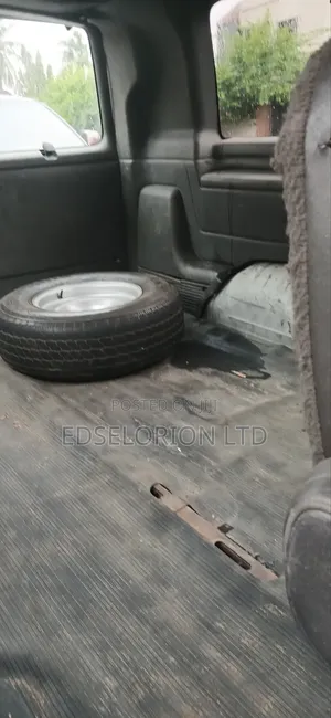 Chevrolet Bus
