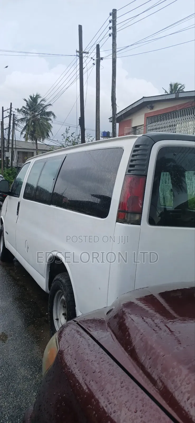 Chevrolet Bus