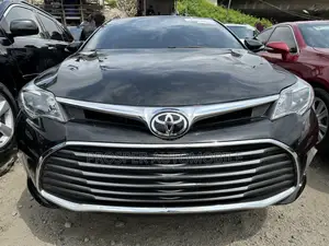 Toyota Avalon Limited Sedan FWD (3.5L 6cyl 6A) 2017 Black