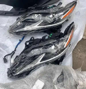 Lexus Es350 2018 Headlamps/Headlight