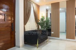2 Bed 3 Bath