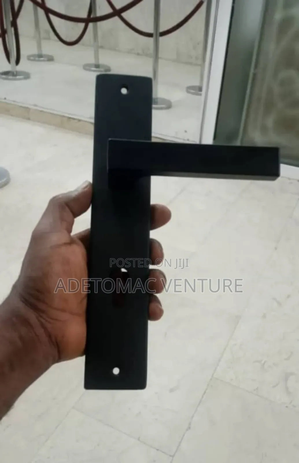 Lock Set and Handle