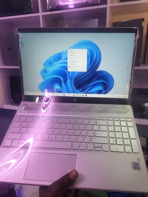 Laptop HP Pavilion 15-Cs3063cl 16GB Intel Core I5 SSHD (Hybrid) 512GB