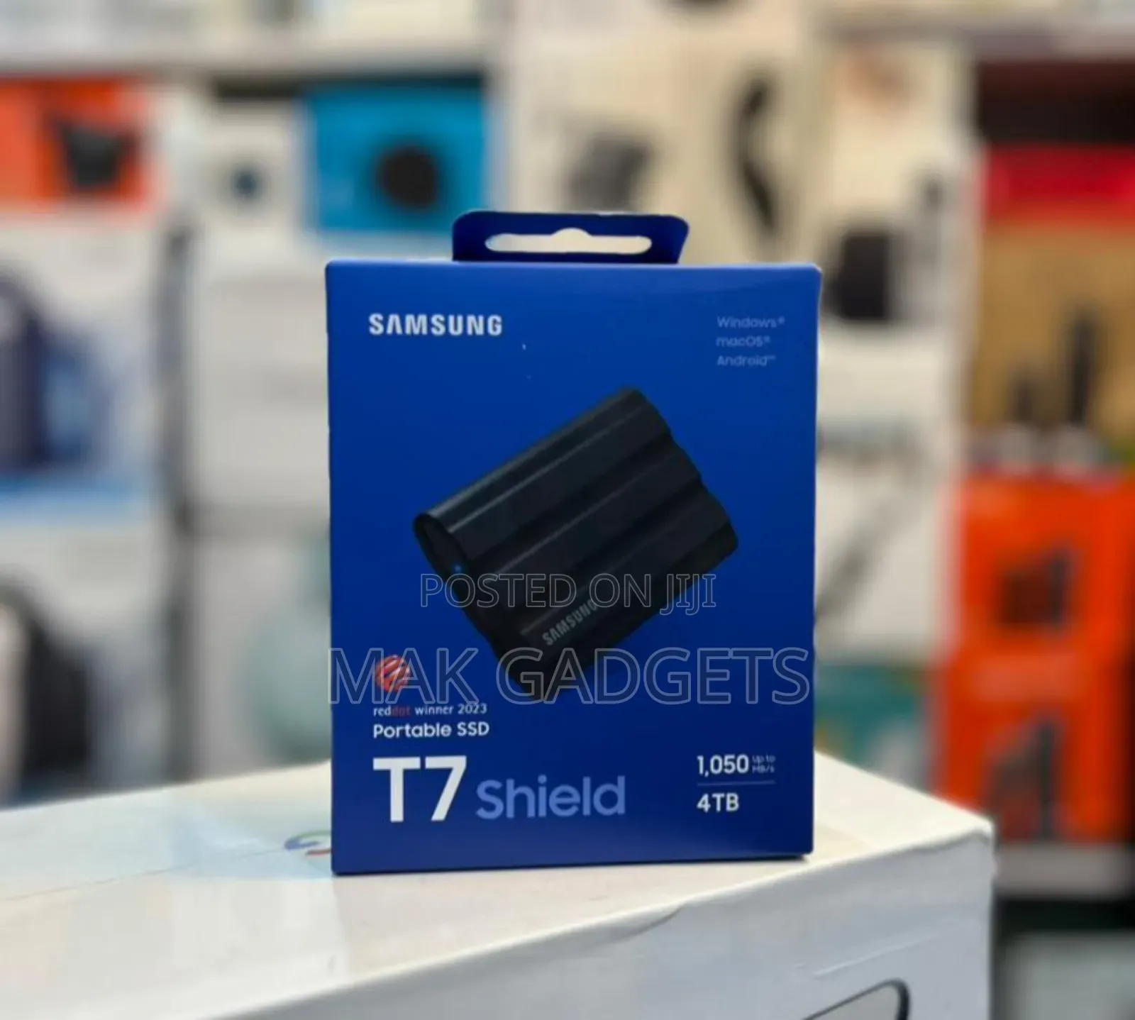 Samsung T7 Shield 4tb Portable SSD - 1050mb/S, Rugged, Water Dust