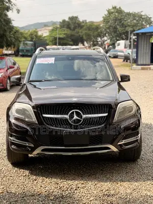 Mercedes-Benz GLK-Class 2011 Maroon