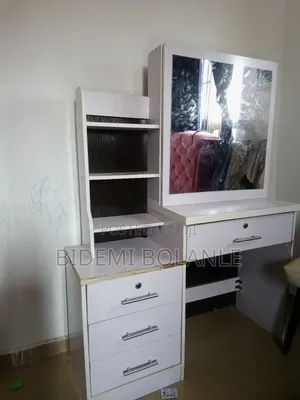 Few Months Used Dressing Mirror
