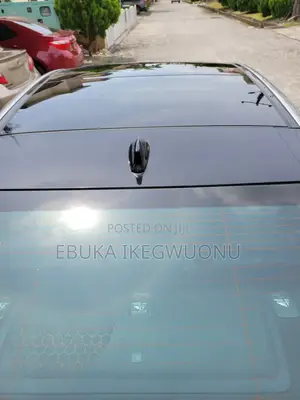 Toyota Camry XLE (2.5L 4cyl 8A) 2019 Silver