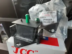Set of Engine Seating for Mitsubishi L200 New Model