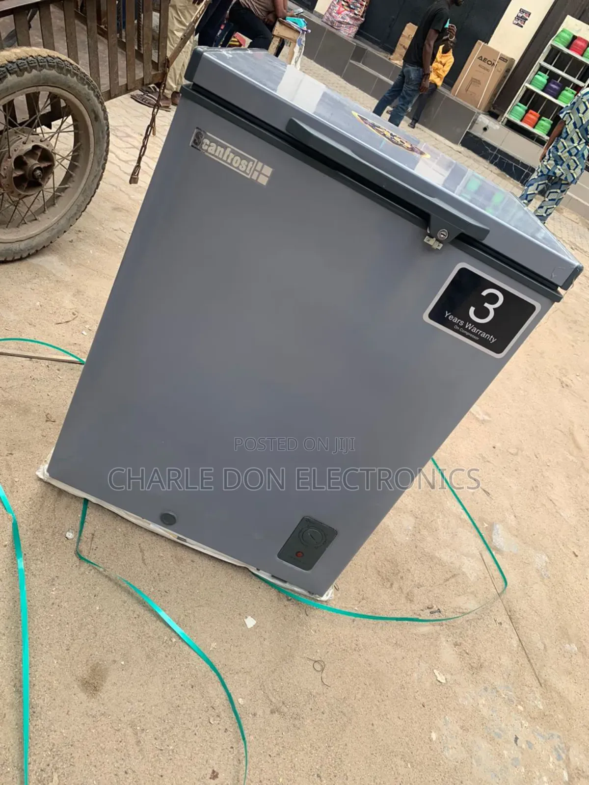 Original Canforst 200 Litres Deep Fridge