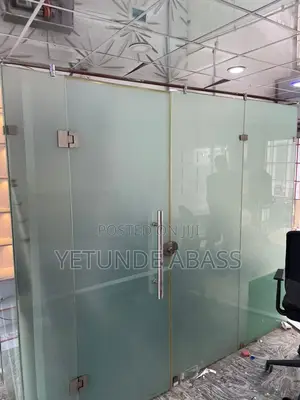 Frameless Glass Office Partition