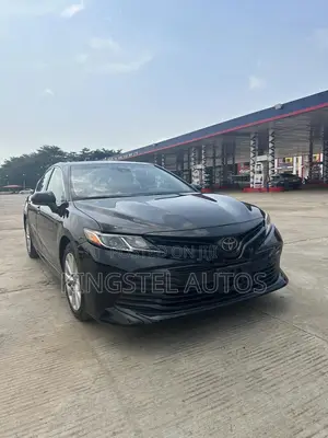 Toyota Camry LE FWD 2020 Black