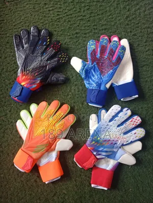 Training Ball Goal Keeper Gloves.