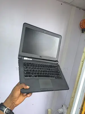 Laptop Dell Latitude 13 3340 4GB Intel Core i5 HDD 500GB