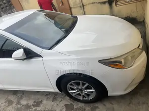 Toyota Camry LE 4dr Sedan (2.5L 4cyl 6A) 2016 White