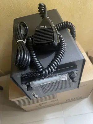 Icom Ic-a220 Vhf Airband Transceiver