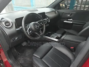 Mercedes-Benz GLA 250 2022 Red