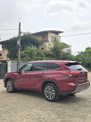 Toyota Highlander Platinum AWD 2020 Burgundy