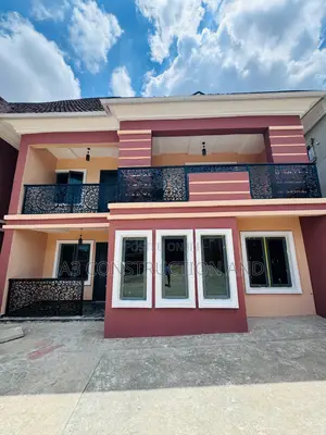 4bdrm Duplex in Kolapo Ishola Estate, Akobo for rent