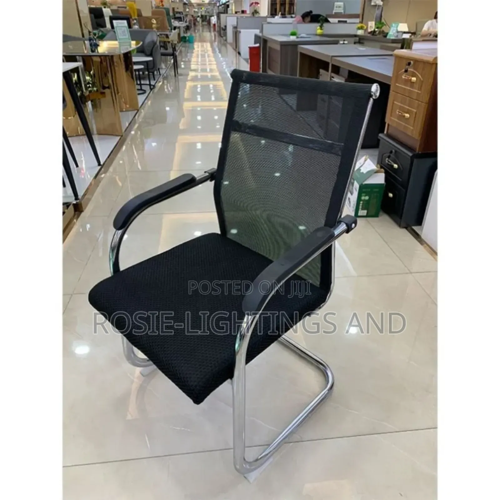 Simple Affordable Office Vistors Chair