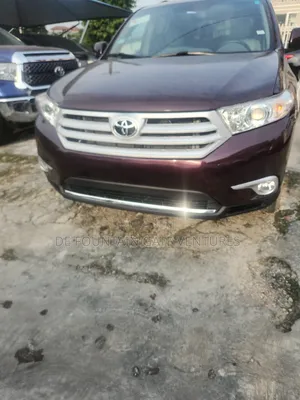 Toyota Highlander Limited 2012 Burgundy