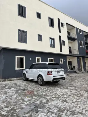 3bdrm Block of Flats in Durumi for sale