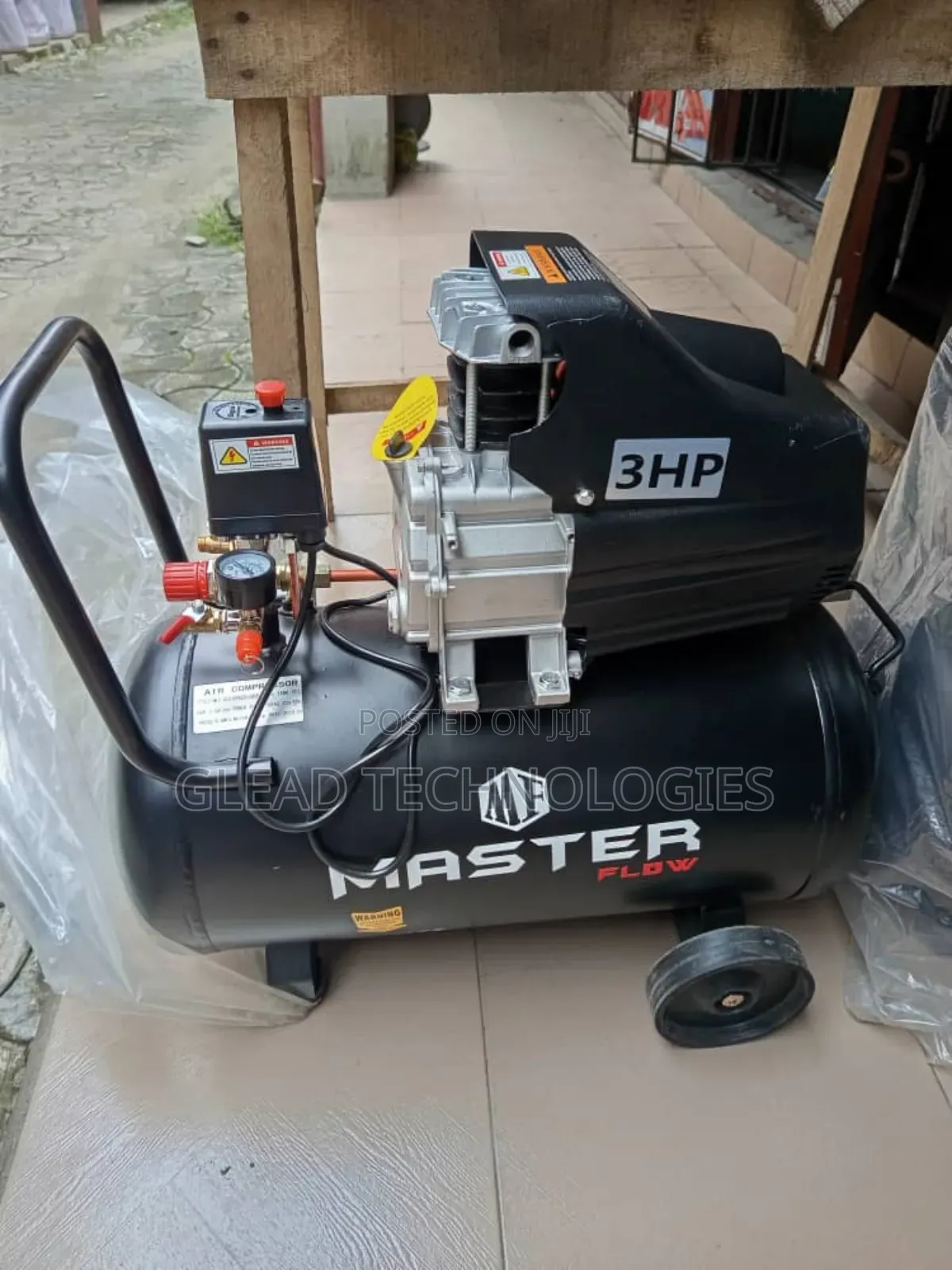 Master Flow Air Compressor