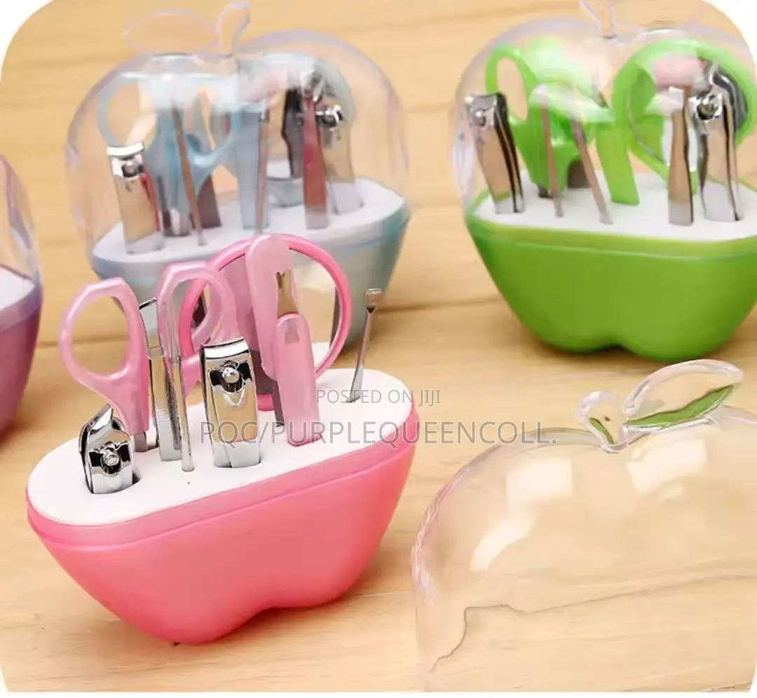 Apple Shaped Manicure and Pedicure Set