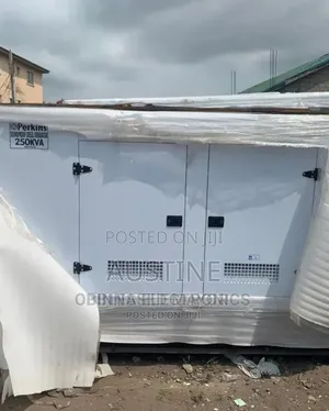 Brand New Perkins 250kva Soundproof Diesel Silent Lister Generator