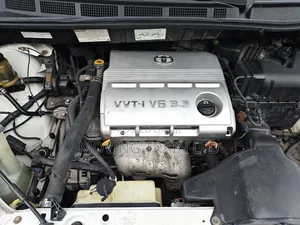 Toyota Sienna XLE AWD 2006 White