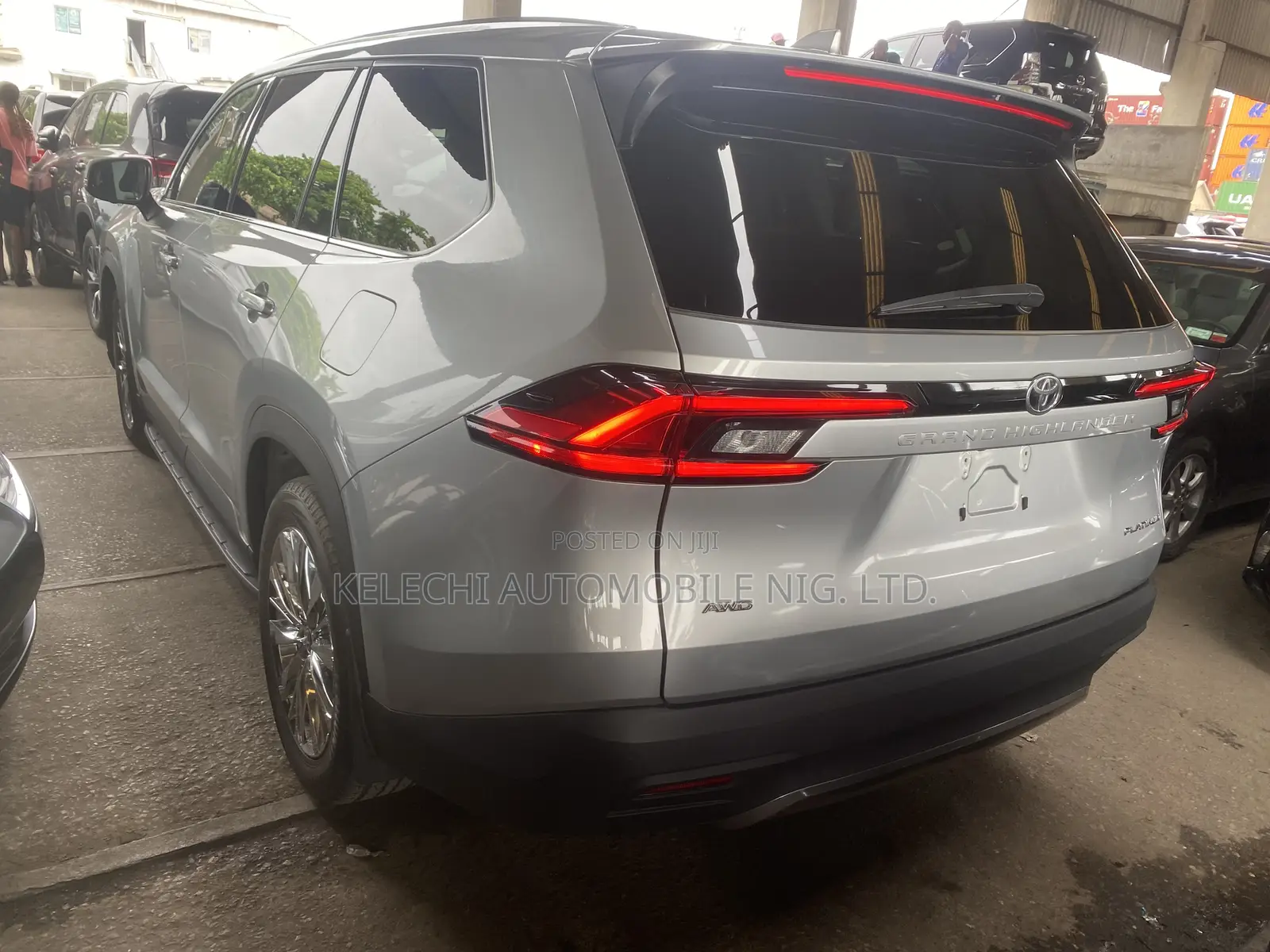 Toyota Highlander Platinum AWD 2024 Gray